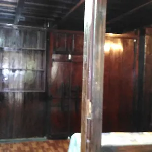 Farm stay Wood House Munnar